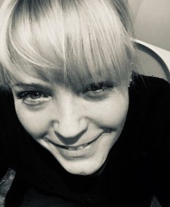 Kirsi Järvinen markkinointiassistentti Intersonic Oy